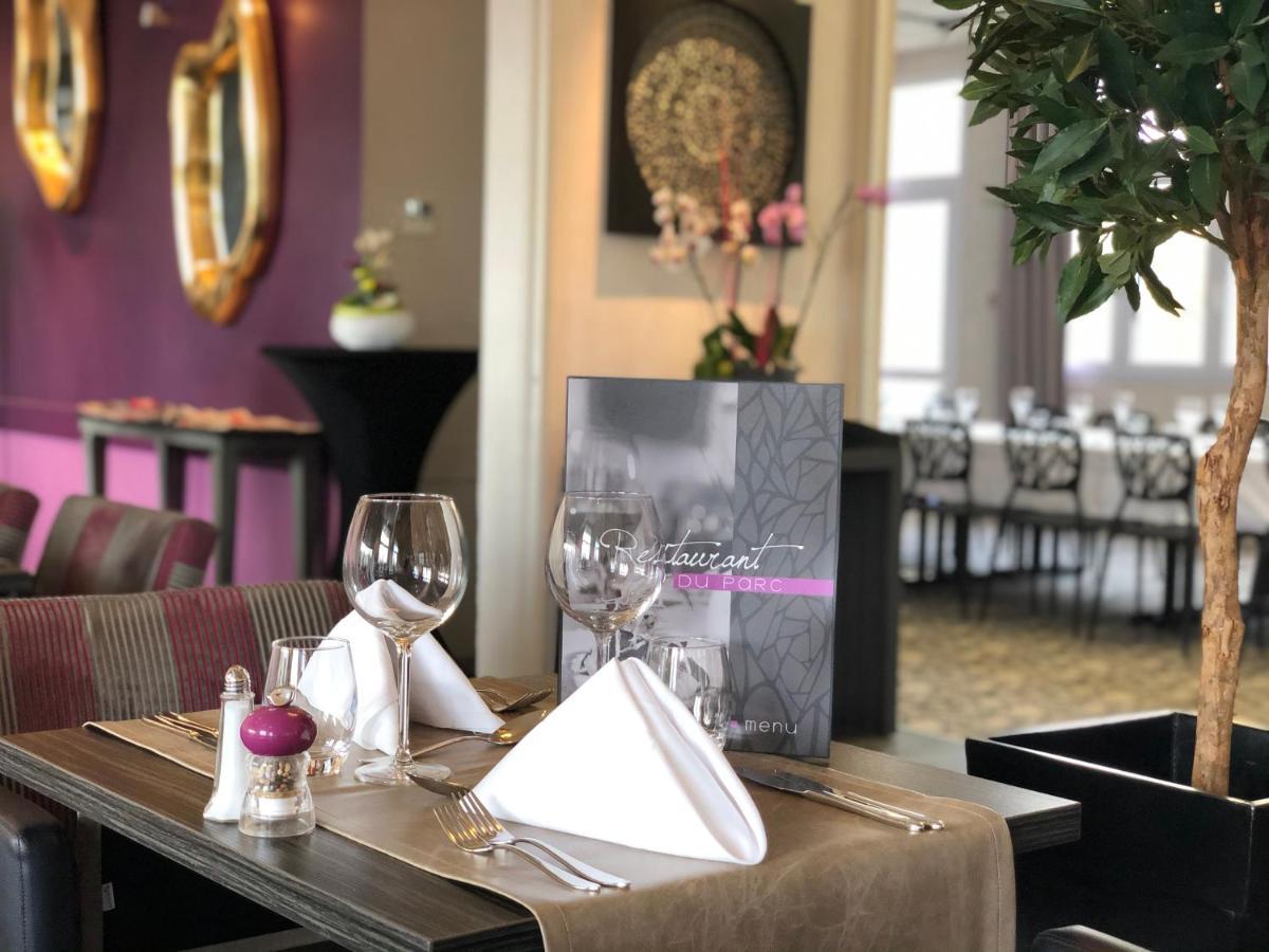 Hotel Restaurant Du Parc Saumur Logis Elegance Exteriör bild